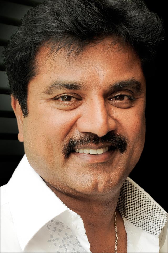 Sarath Kumar R R Sarath Kumar | V CINEMA - Biography, Photos, Movies, Age, Height, Family